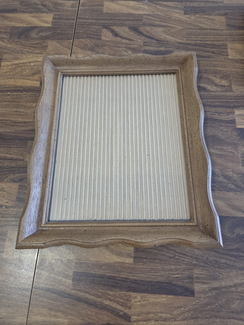 1972 VINTAGE FAUX WOOD PHOTO PICTURE FRAME Cottagecore